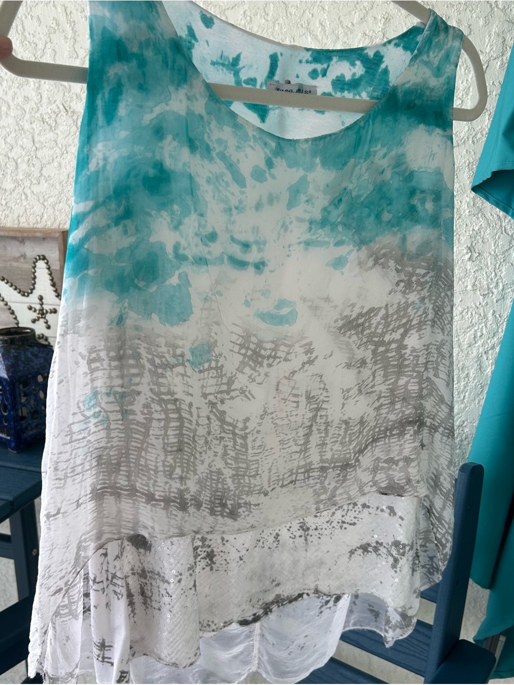 Tempo Paris Sleeveless Teal and White Watercolor Print Tank Top